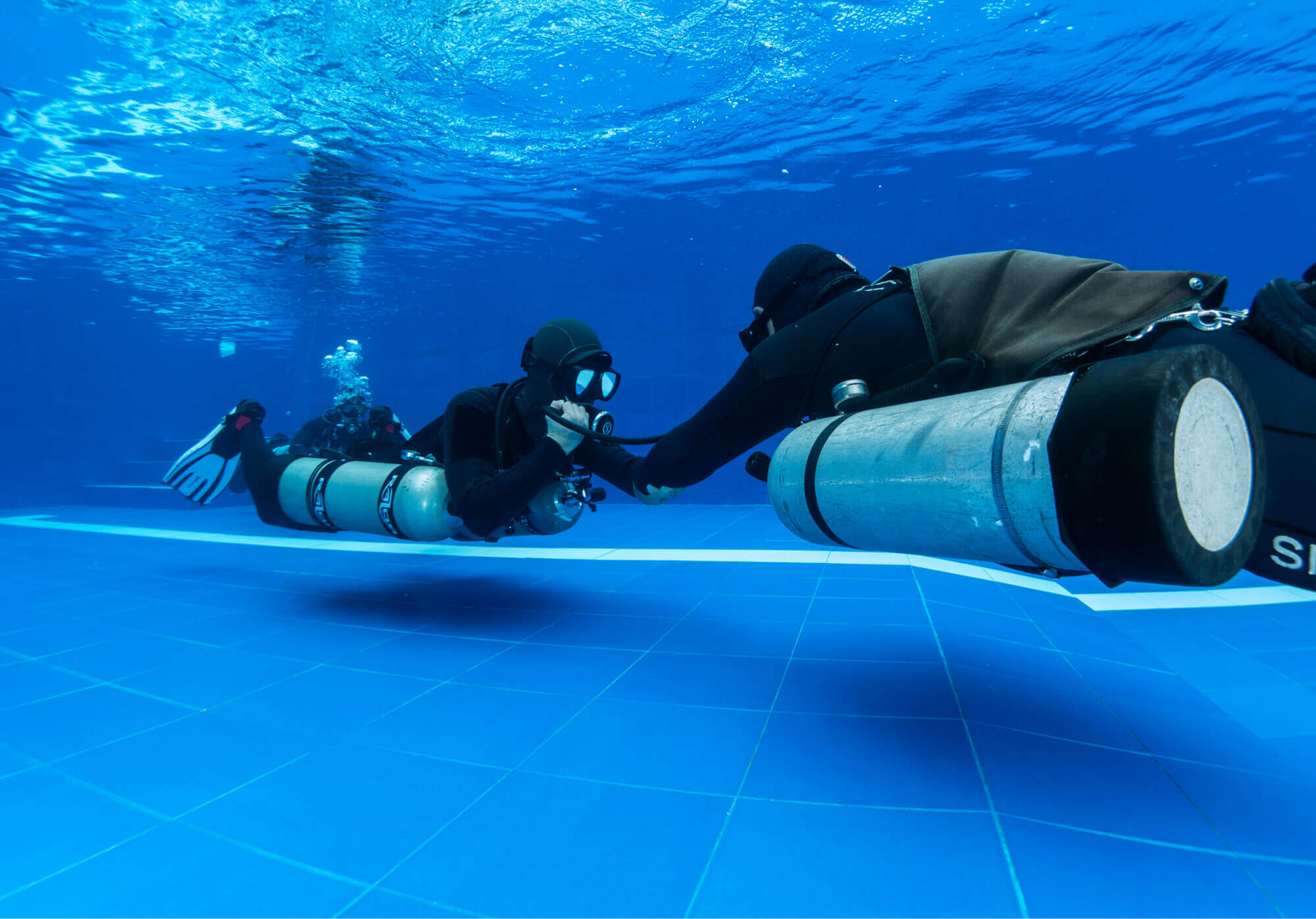 Diver Razor Team Max Dive Resort | THE PINNACLE OF TECHNICAL DIVING